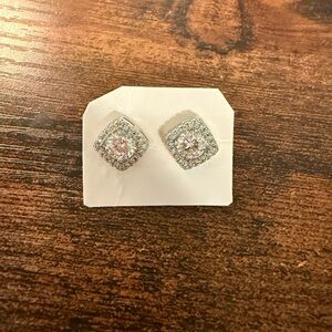 Cute costume jewelry earrings